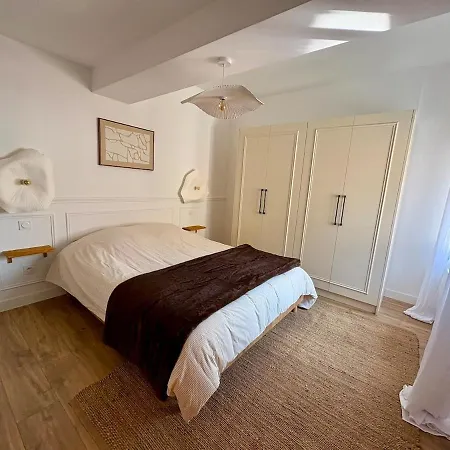 Cosy Le Clocher En Plein Centre Calais